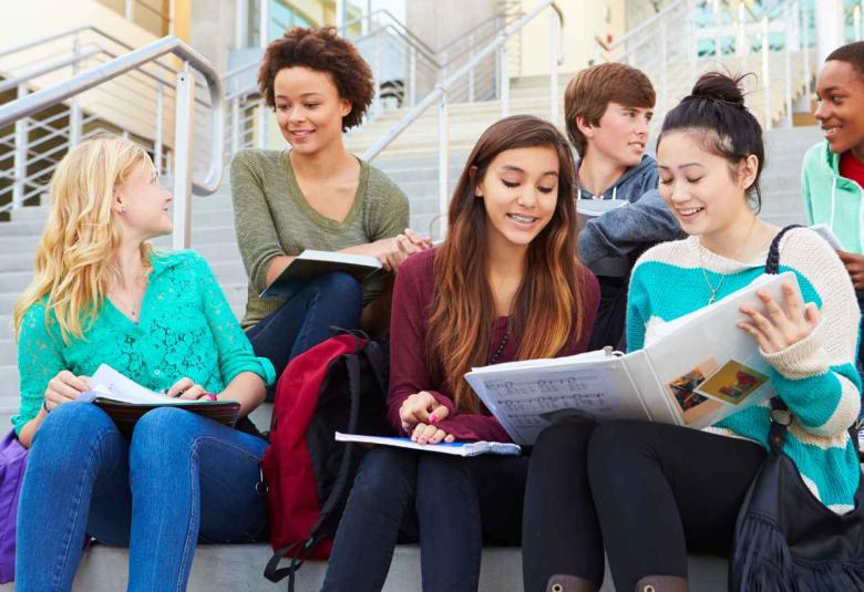 Inflammatory signs for adolescent depression differ between boys and girls