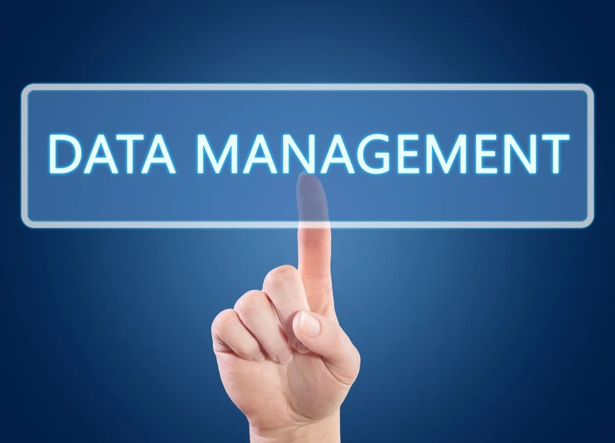 Require Associate Data Manager at Pfizer