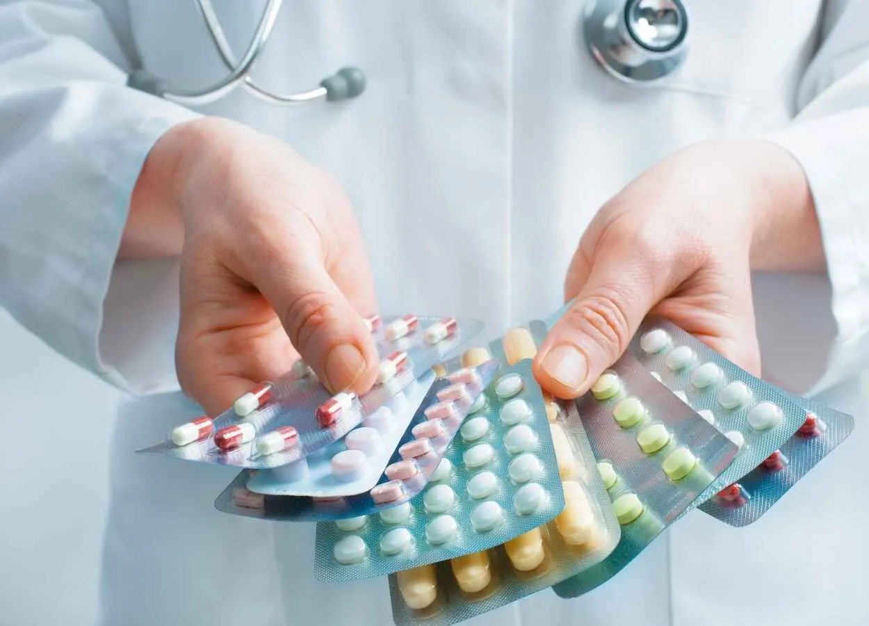 Effectiveness of antibiotics significantly reduced when multiple bugs present