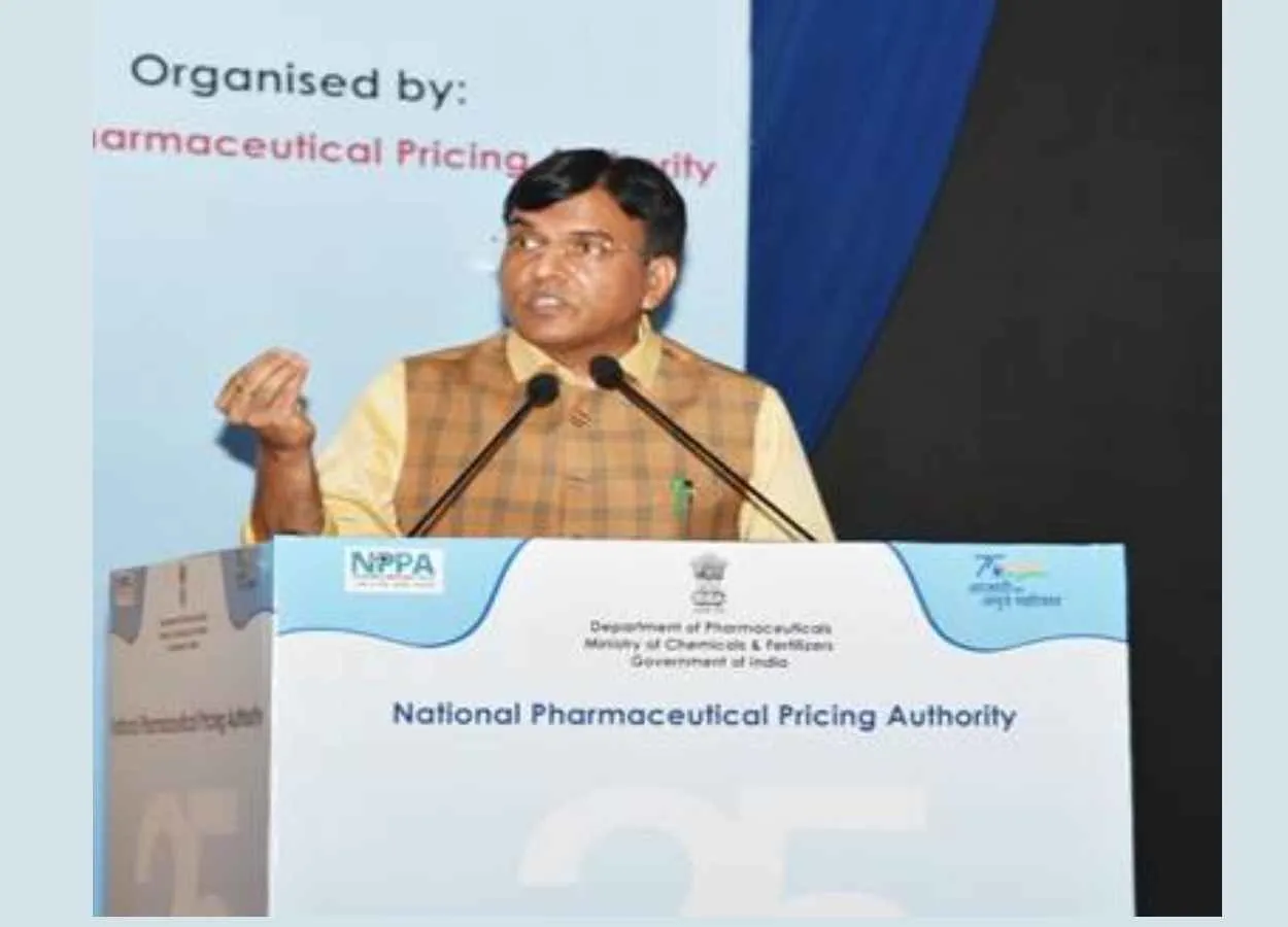 Dr Mansukh Mandaviya urges Industries to bring innovative research
