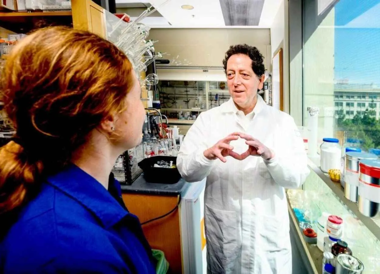 Drug Turns Cancer Gene Into Eat Me Flag for Immune System